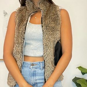 Confess sweater vest